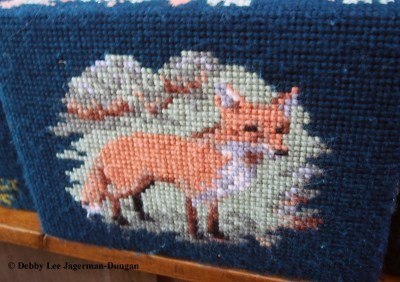 Cotswolds Kneeling Pillows Fox
