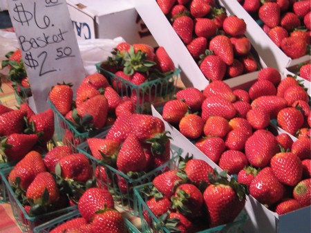 Strawberries at the San Luis Obispo Farmers' Market