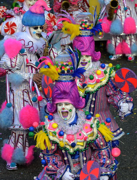 Mummers parade costumes