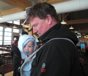 skiing-with-baby