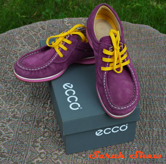 ECCO Mind Shoes in Fuchsia