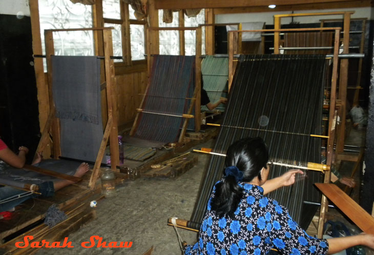 Weaving with back strap loom
