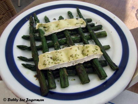 Camino de Santiago Vegetarian Food Asparagus Brie