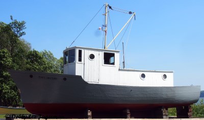 Parc Maritime Ile d'Orleans Ship