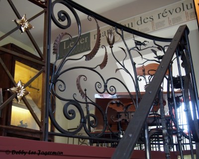 La Forge a Pique Assaut Ile d'Orleans Blacksmith Guy Bel Staircase Railing