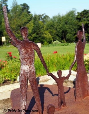 Le Memorial des Familles Souches Ile d'Orleans Blacksmith Standing Family