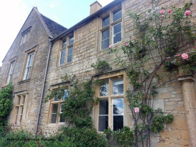 Cotswolds Homes Villages Honey Colored Roses