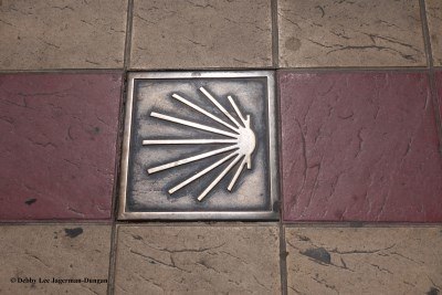 Camino de Santiago Scallop Shells Yellow Arrows