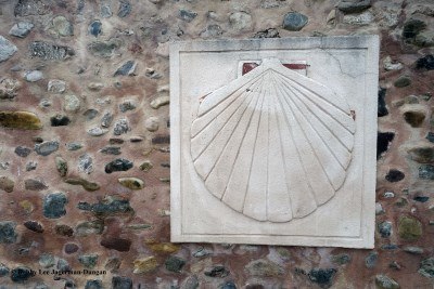 Camino de Santiago Scallop Shells Yellow Arrows