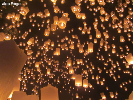 Loi Krathong Magical Lanterns - Chiang Mai