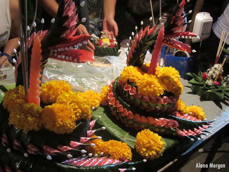 Loi Krathong Naga Krathong