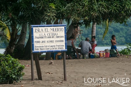 Welcome sign at Isla el Muerto
