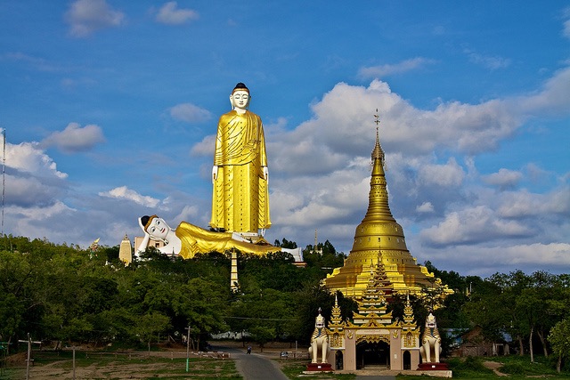 Monywa Buddhas.