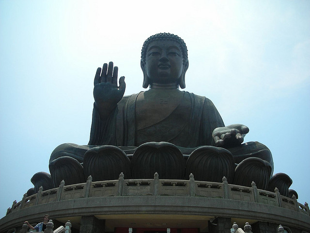 Tian Tan Buddha.