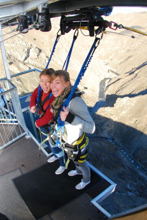 Bungy jumping in New Zealand