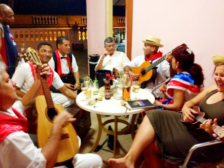 Trinidad-Cuba-Guitar Playing