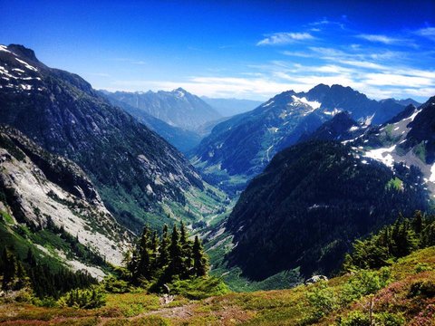 Hiking in North Cascades National Park