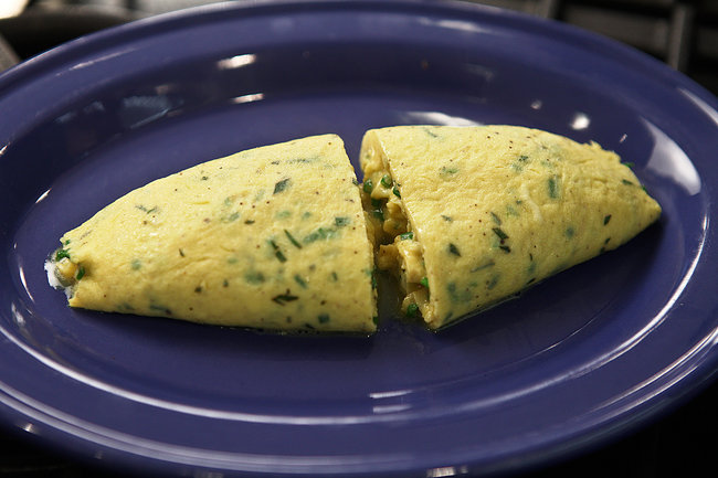 Pepin Classic French Omelet