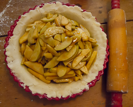 Apple pie coming together