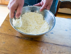 Apple pie cutting in butter