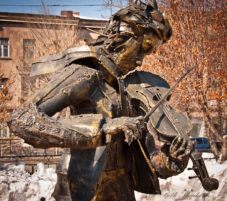 Gyumri sculpture violin player