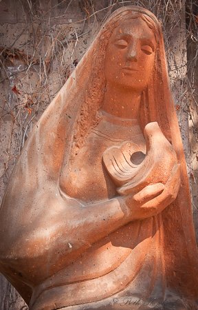 Gyumri sculpture woman and dove