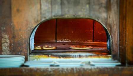Stick+Stone Wood fire pizza oven
