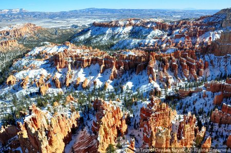 Snow covered hoodoos in Bryce Canyon