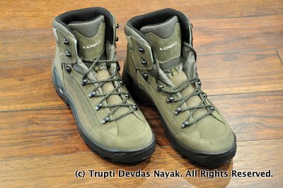 Gift ideas for the traveler LOWA boots