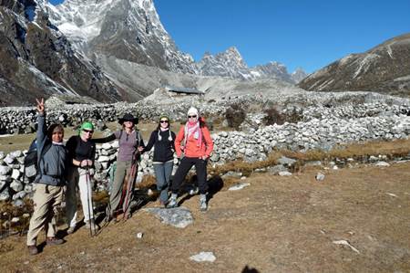 Girlfriends with Guide in Periche Nepal