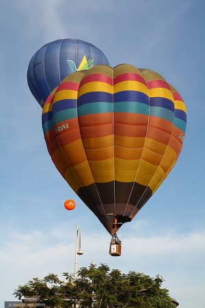 HotAirBalloonEricLimPhotographyflickr (300 x 450)