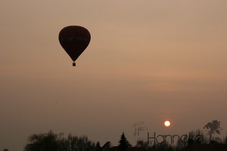 HotAirBallooningdaydreamer00flickr (450 x 300)