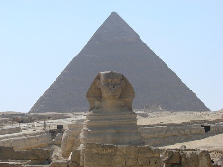 SphinxandPyramidwatchsmartflickr (450 x 338)