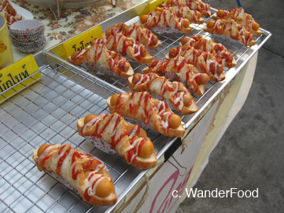 Bangkok Hot Dogs