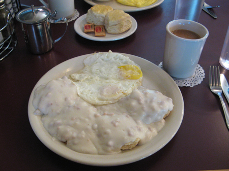 Biscuits and gravy at Hank's Creekside, Santa Rosa, California