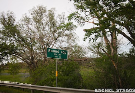 round top population sign