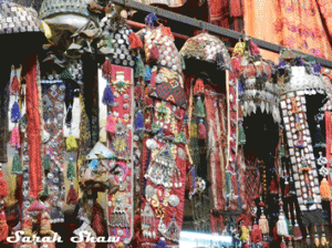 Tribal headdresses in Grand Bazaar