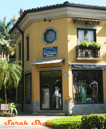 Family Boutique in Tamarindo