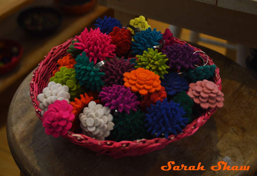 Felt flowers in rings and brooches at Lady Mosquito