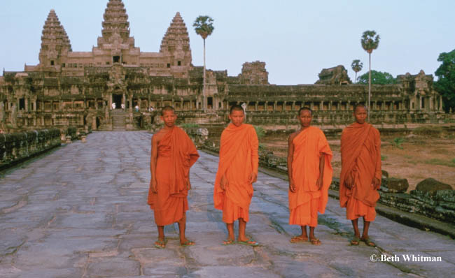 Angkor WatÂ Monks