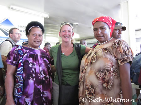 Beth with woman from Papua New Guinea