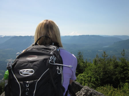 Beth with Osprey Syncro 20