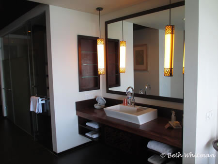 Samabe Hotel Bali Sink