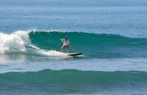 kerri surfing